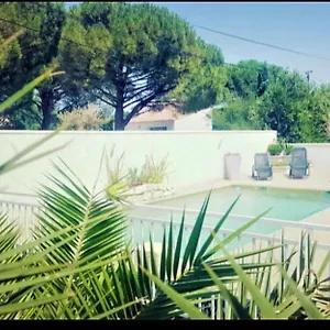 Parentale Avec Petit Sejour Et Piscine Carpentras